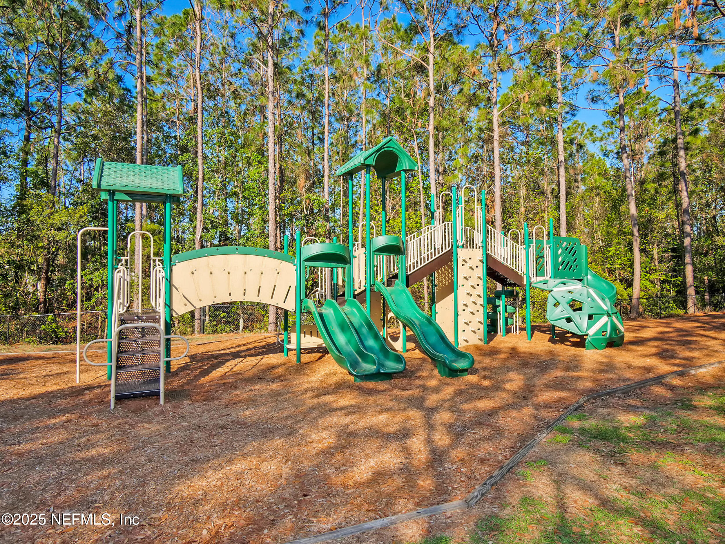 1077 WATERFALL Drive