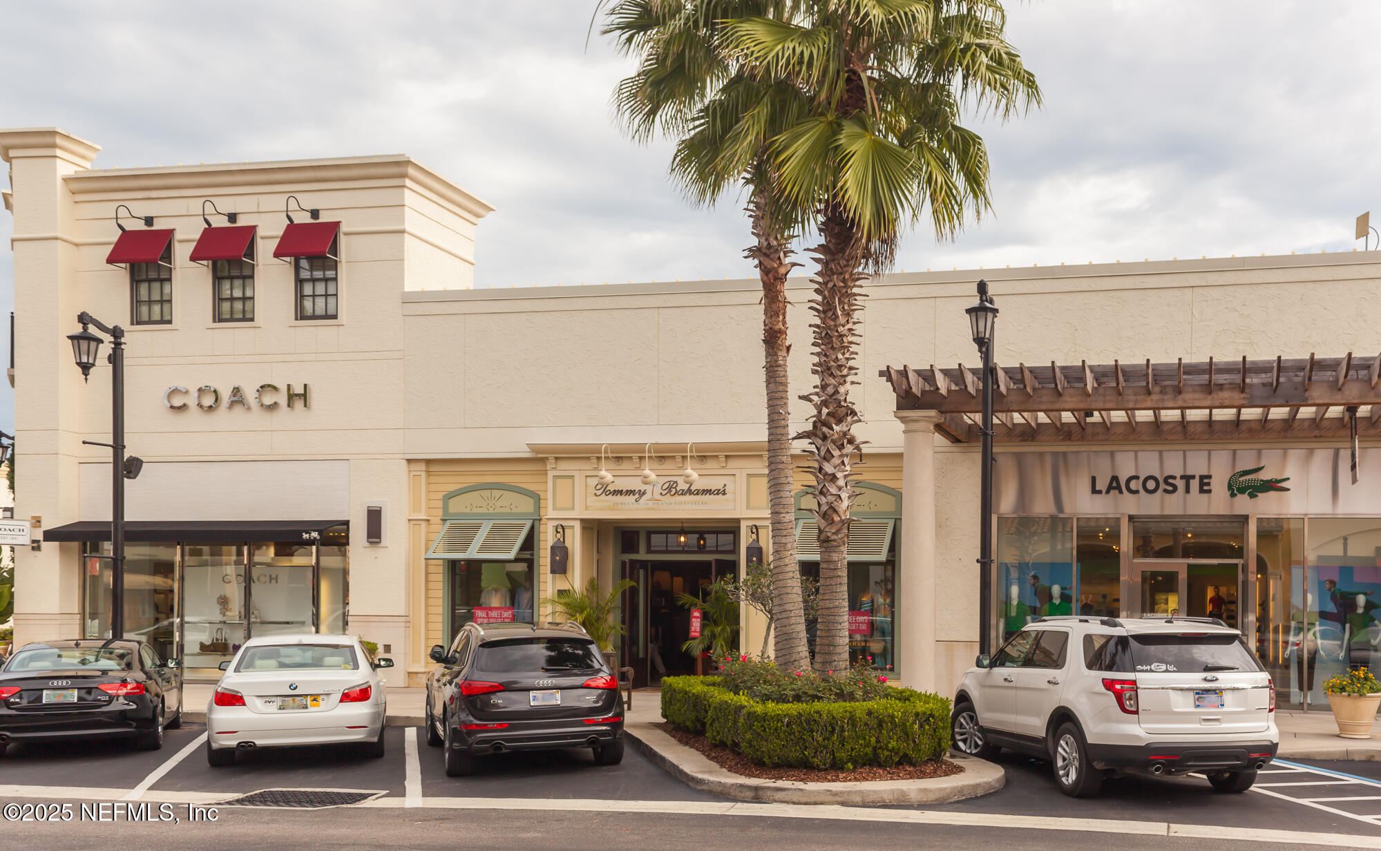 1077 WATERFALL Drive