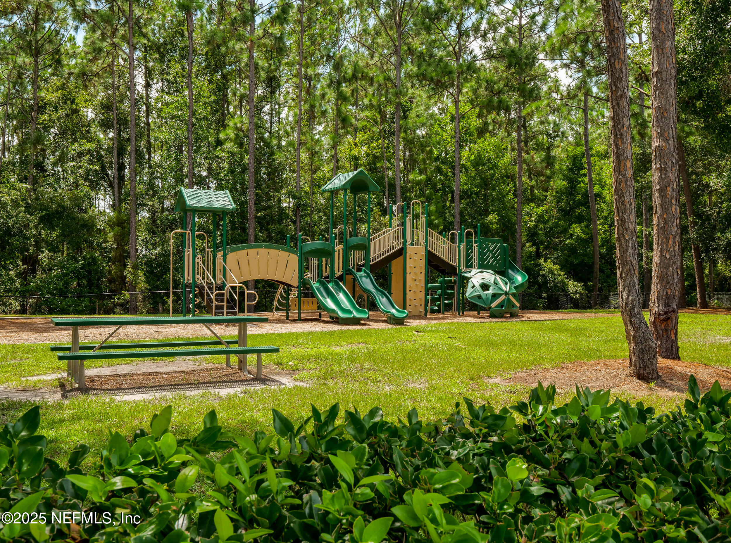 1077 WATERFALL Drive