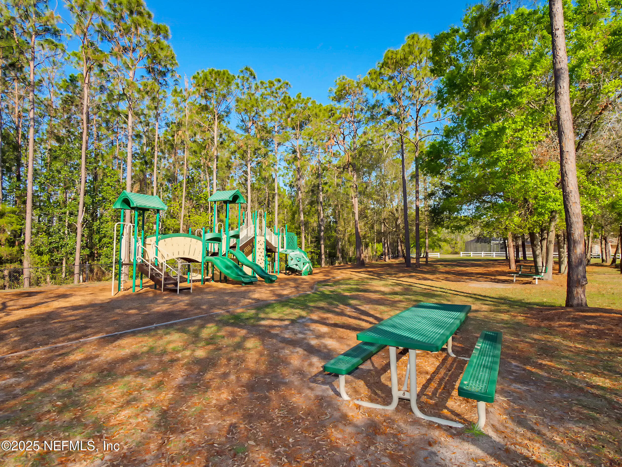 1077 WATERFALL Drive