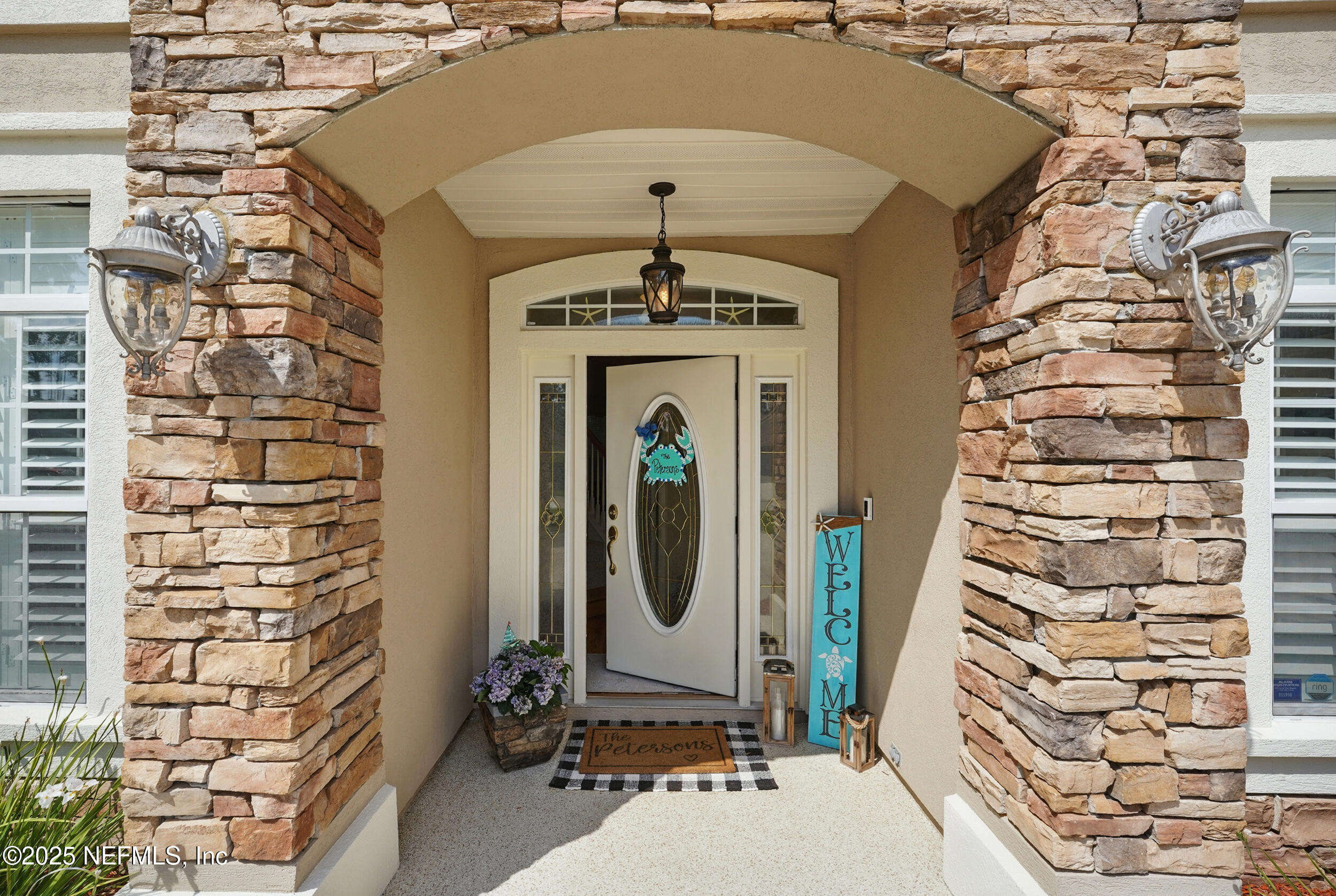 1077 WATERFALL Drive