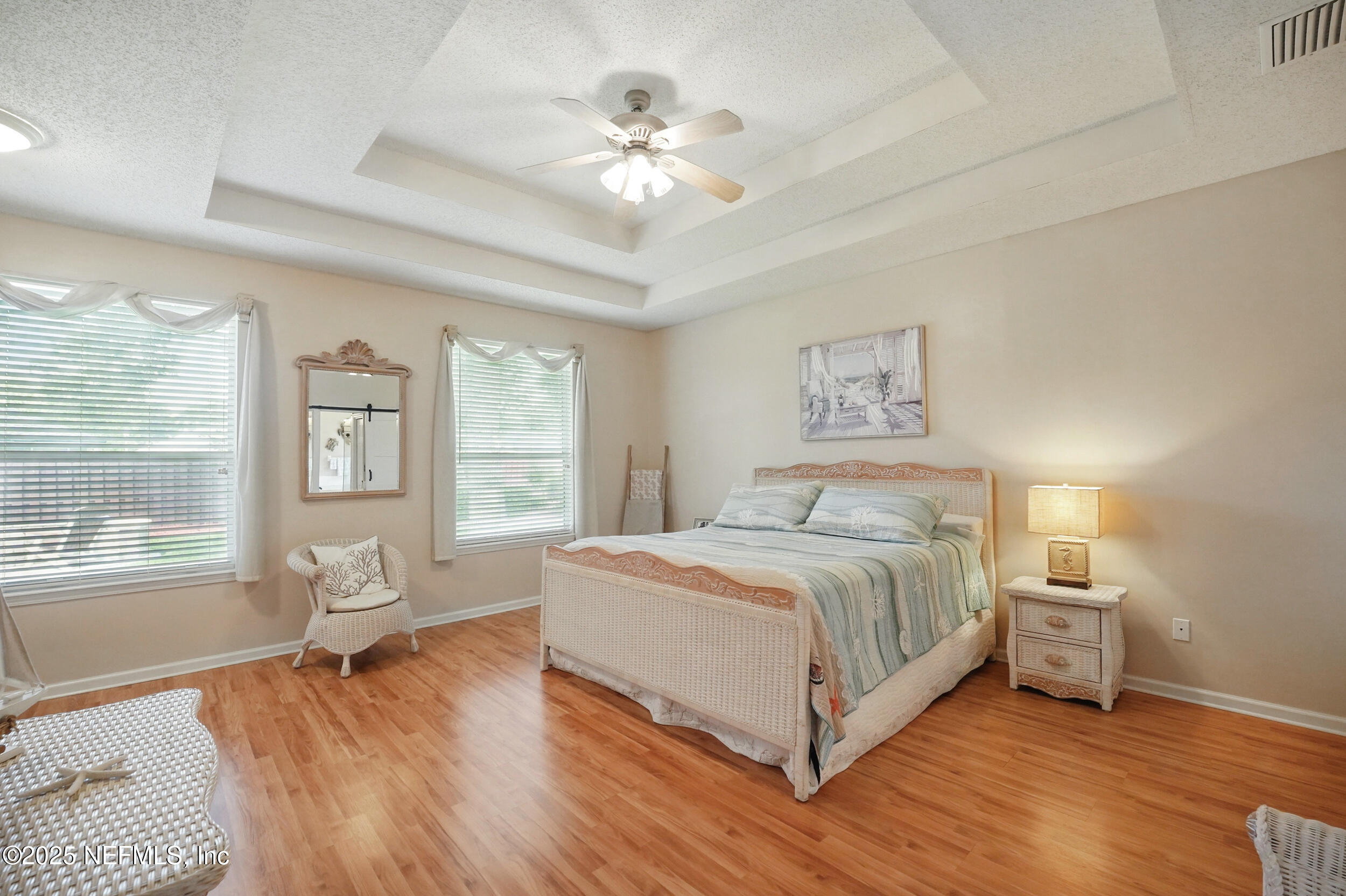 1077 WATERFALL Drive