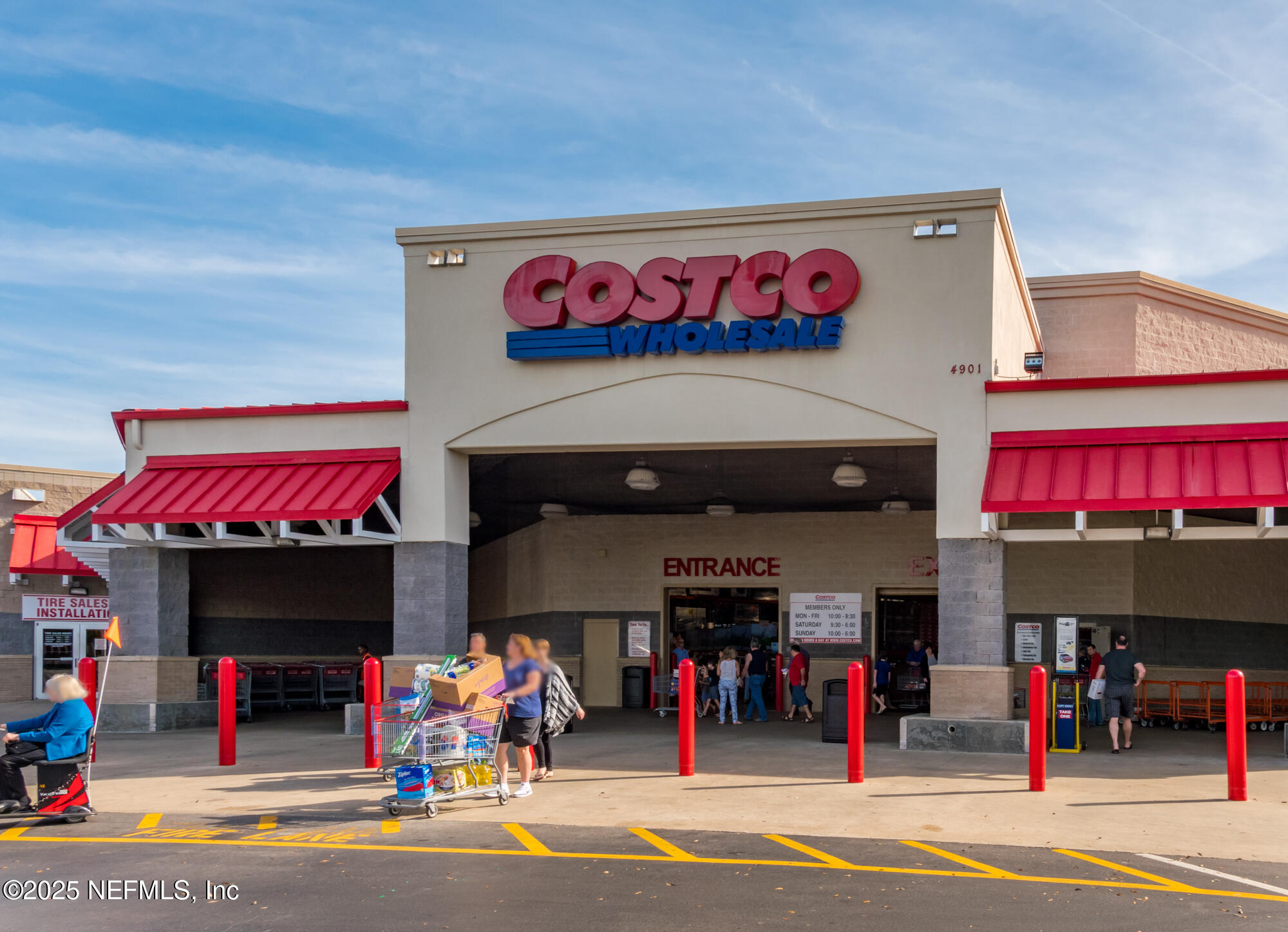 1077 WATERFALL Drive