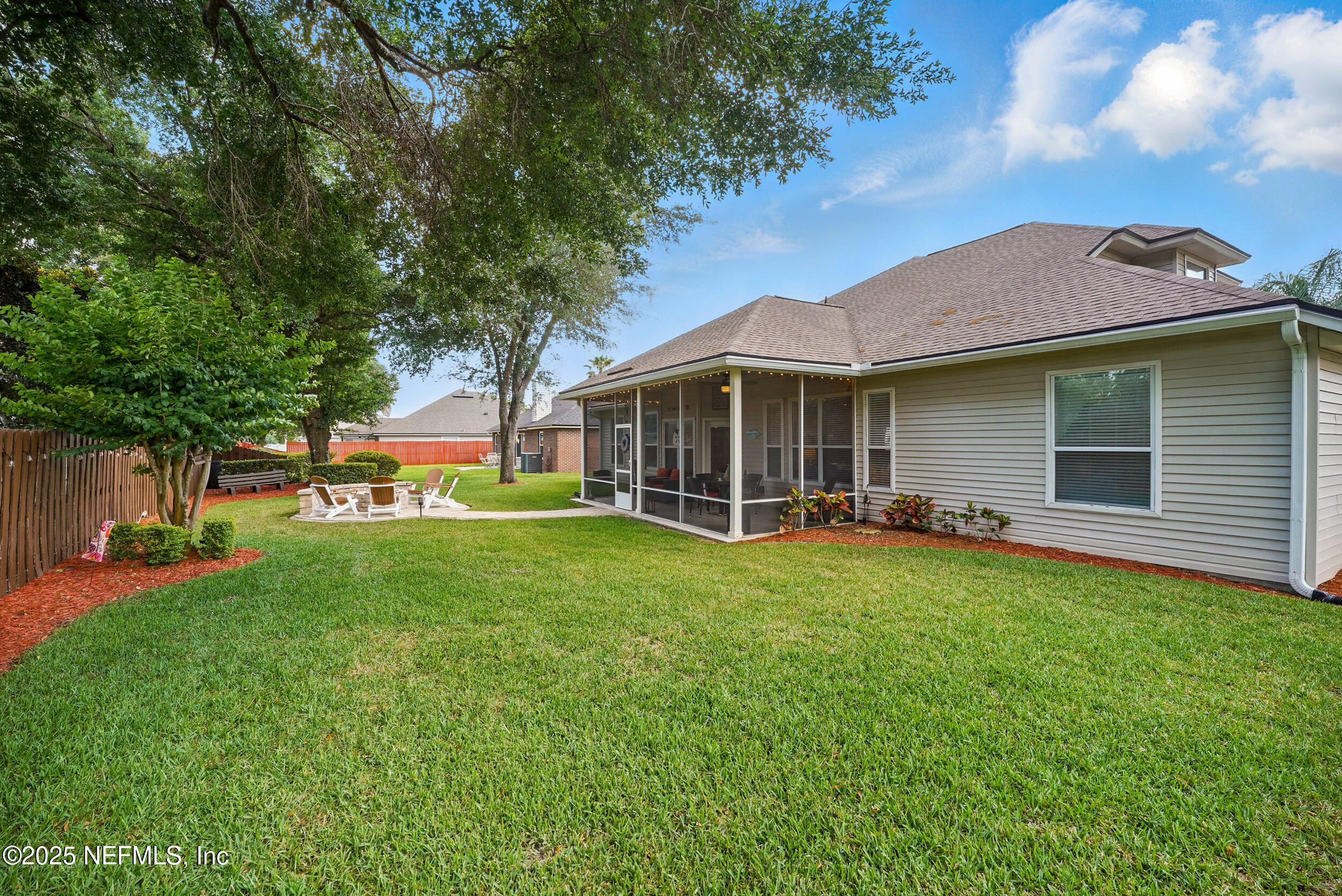 1077 WATERFALL Drive