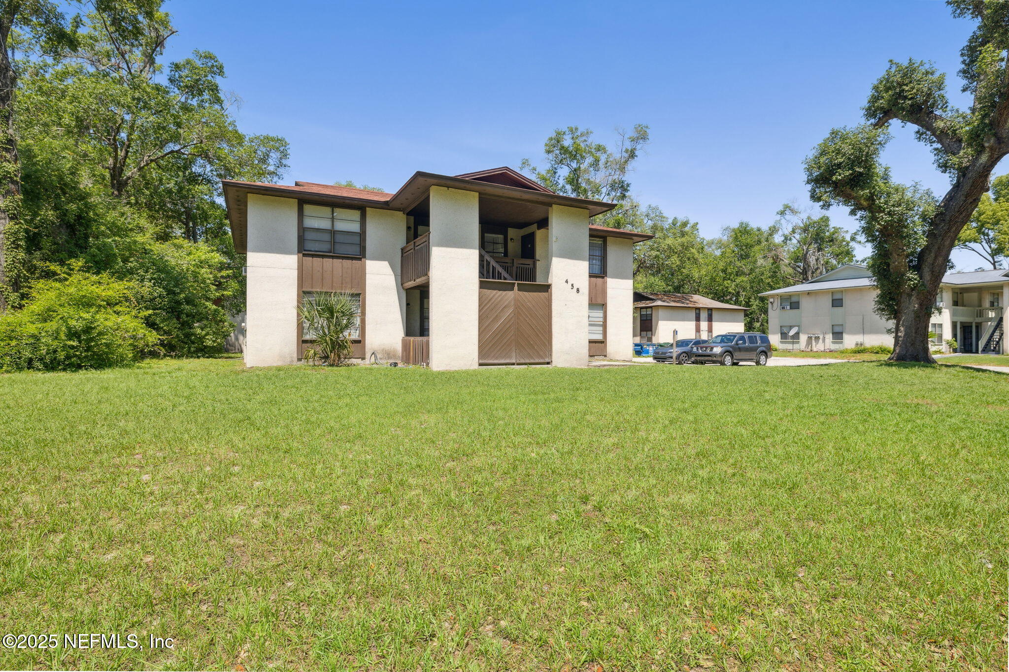 458 BENTWOOD Lane