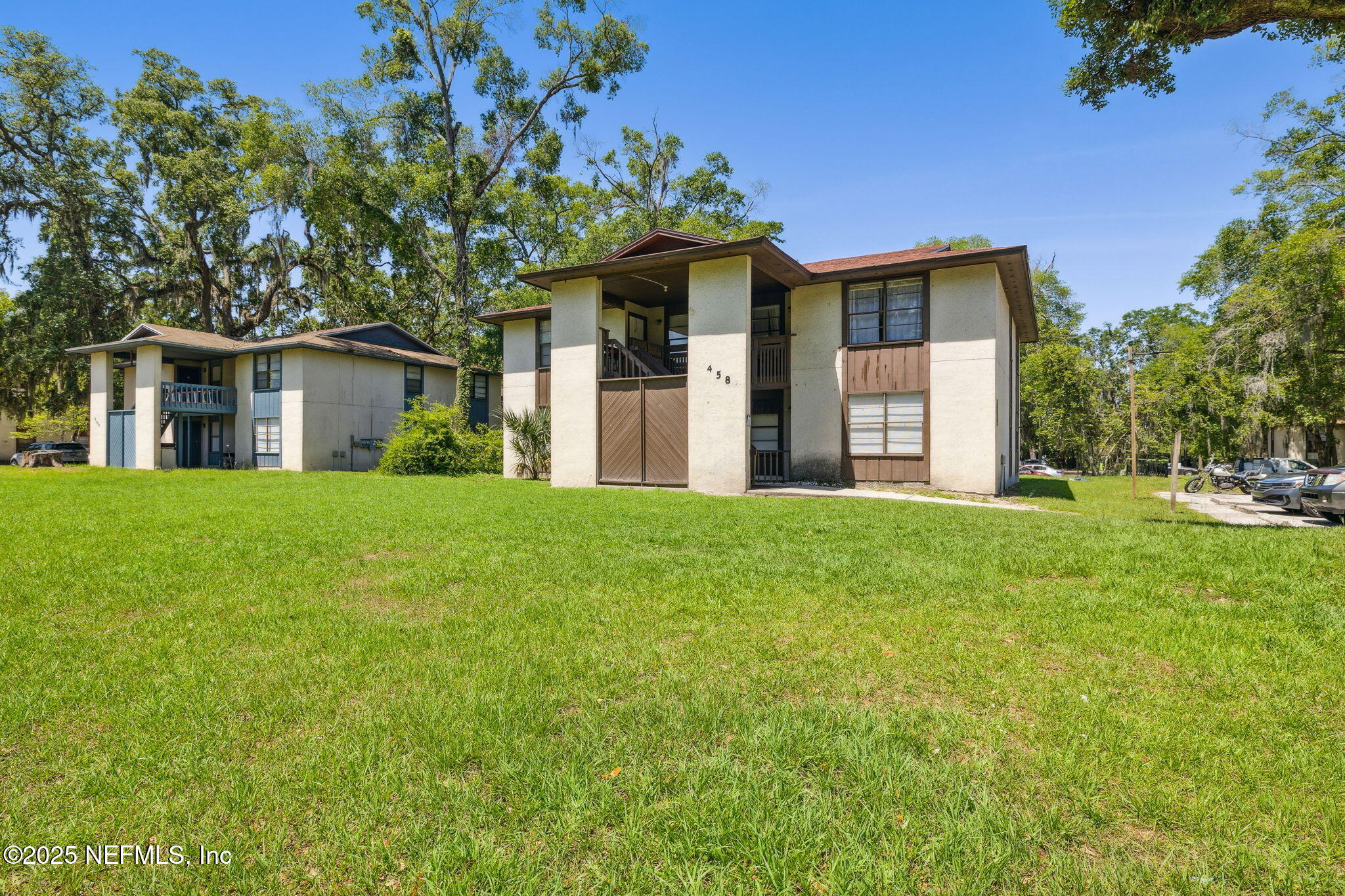 458 BENTWOOD Lane