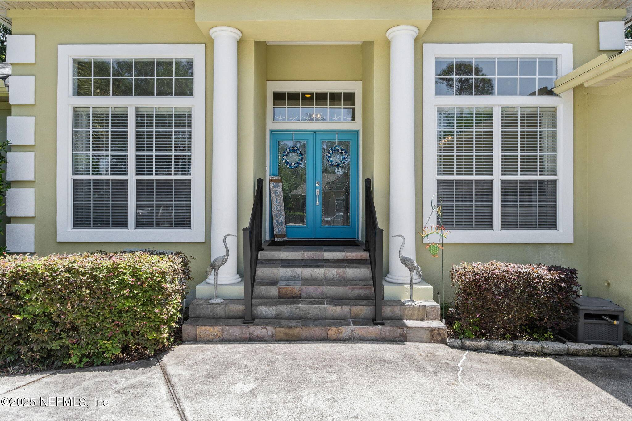 2738 SEA GROVE Lane