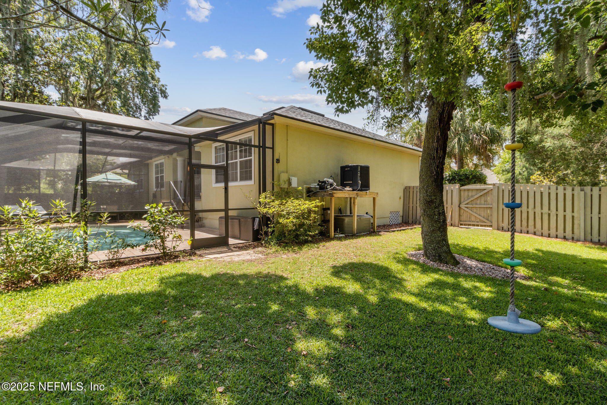 2738 SEA GROVE Lane