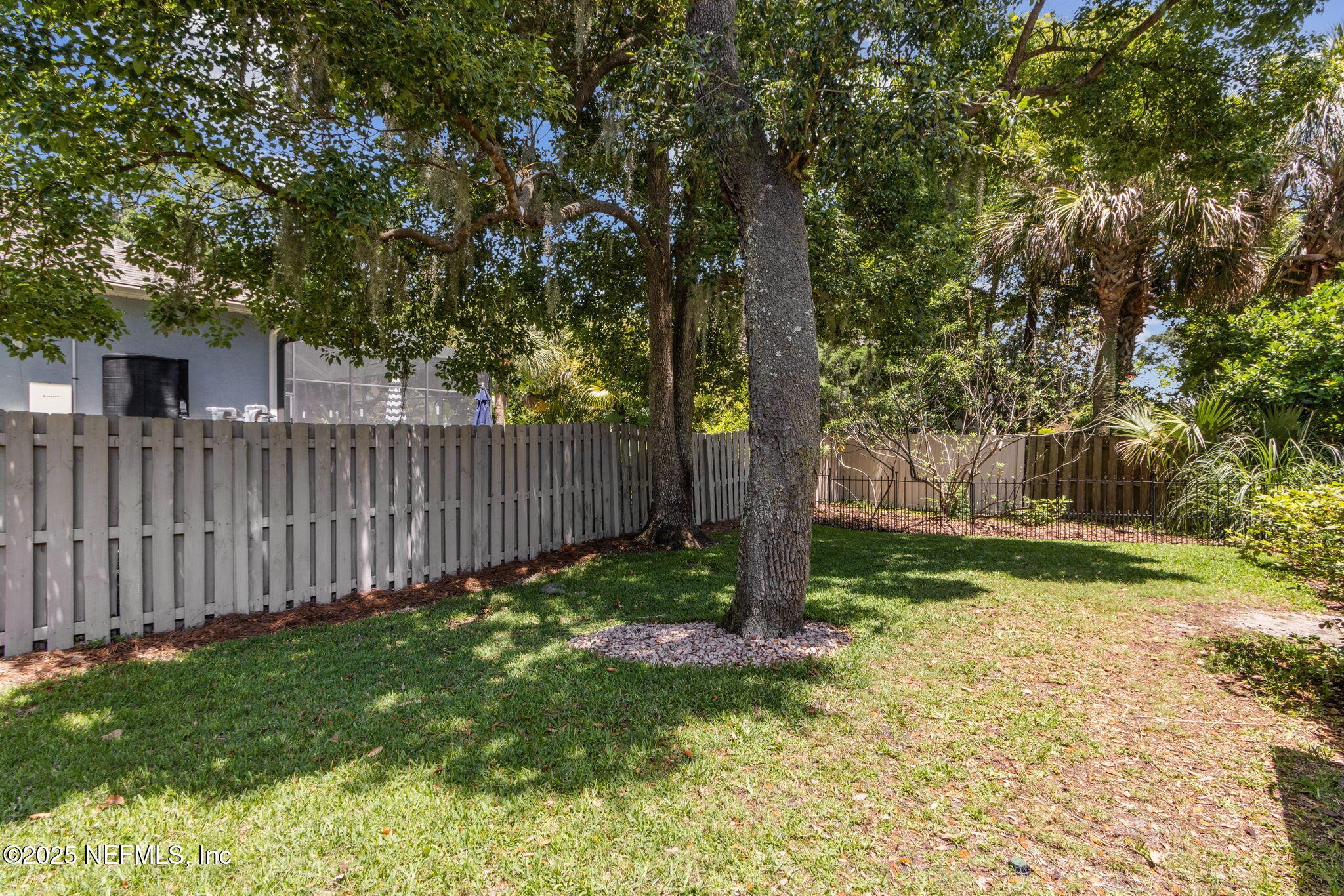 2738 SEA GROVE Lane