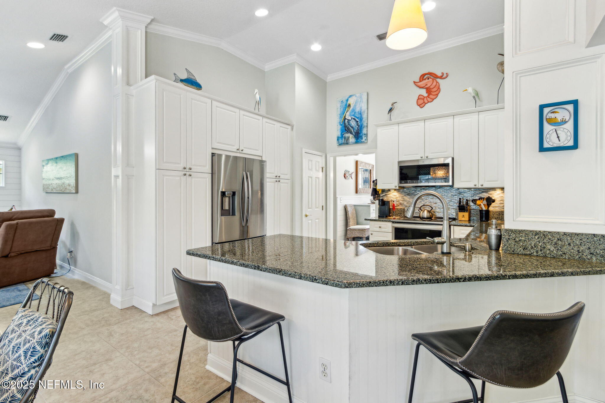 2738 SEA GROVE Lane