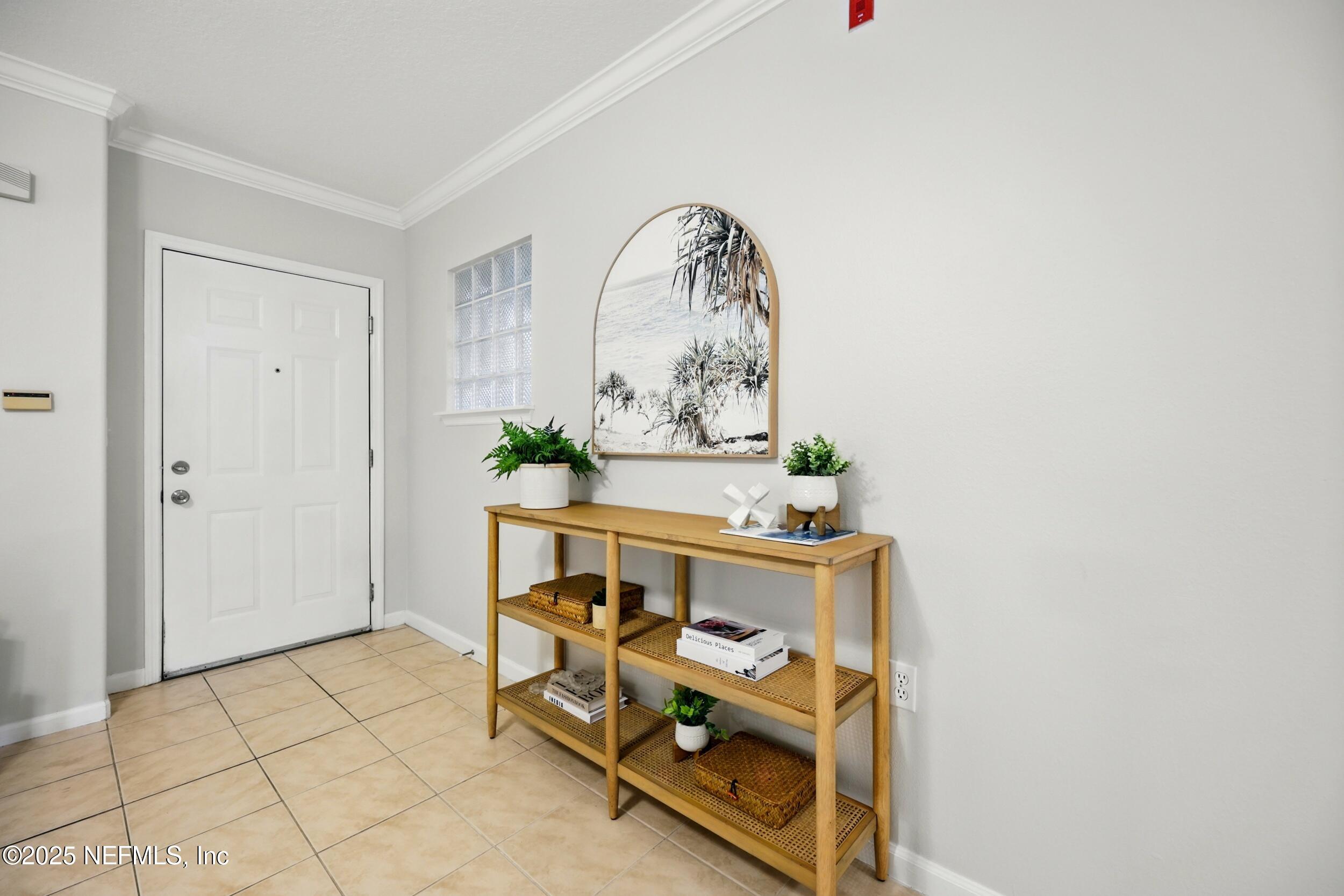 1655 THE GREENS Way, 2612