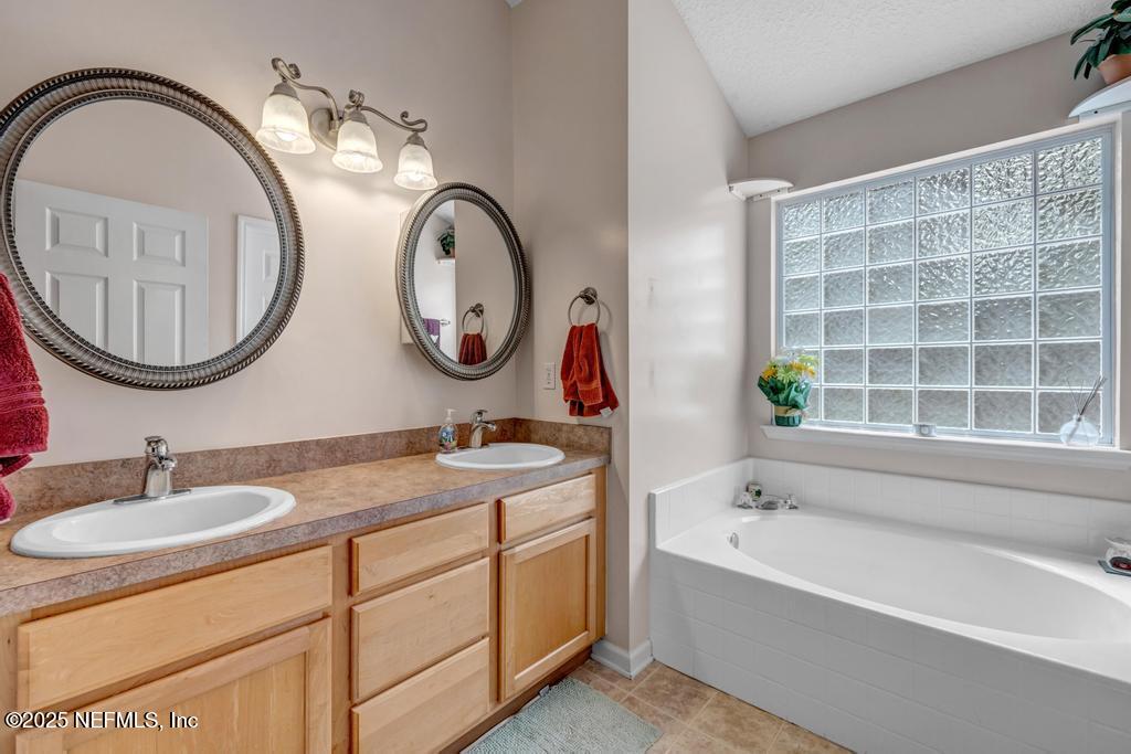 7041 CATLETT Road, St. Augustine