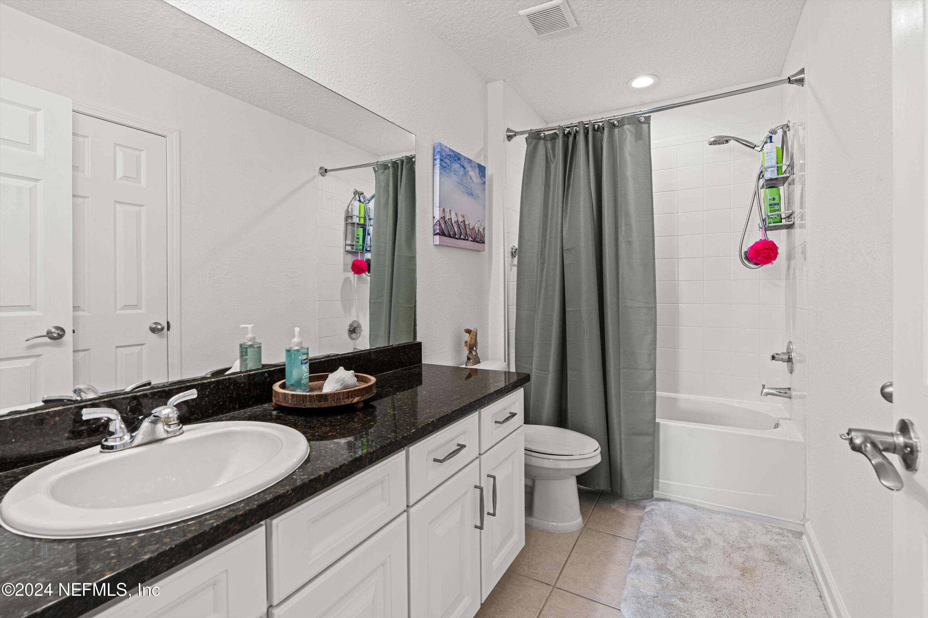 200 GLADSTONE Court, St. Johns