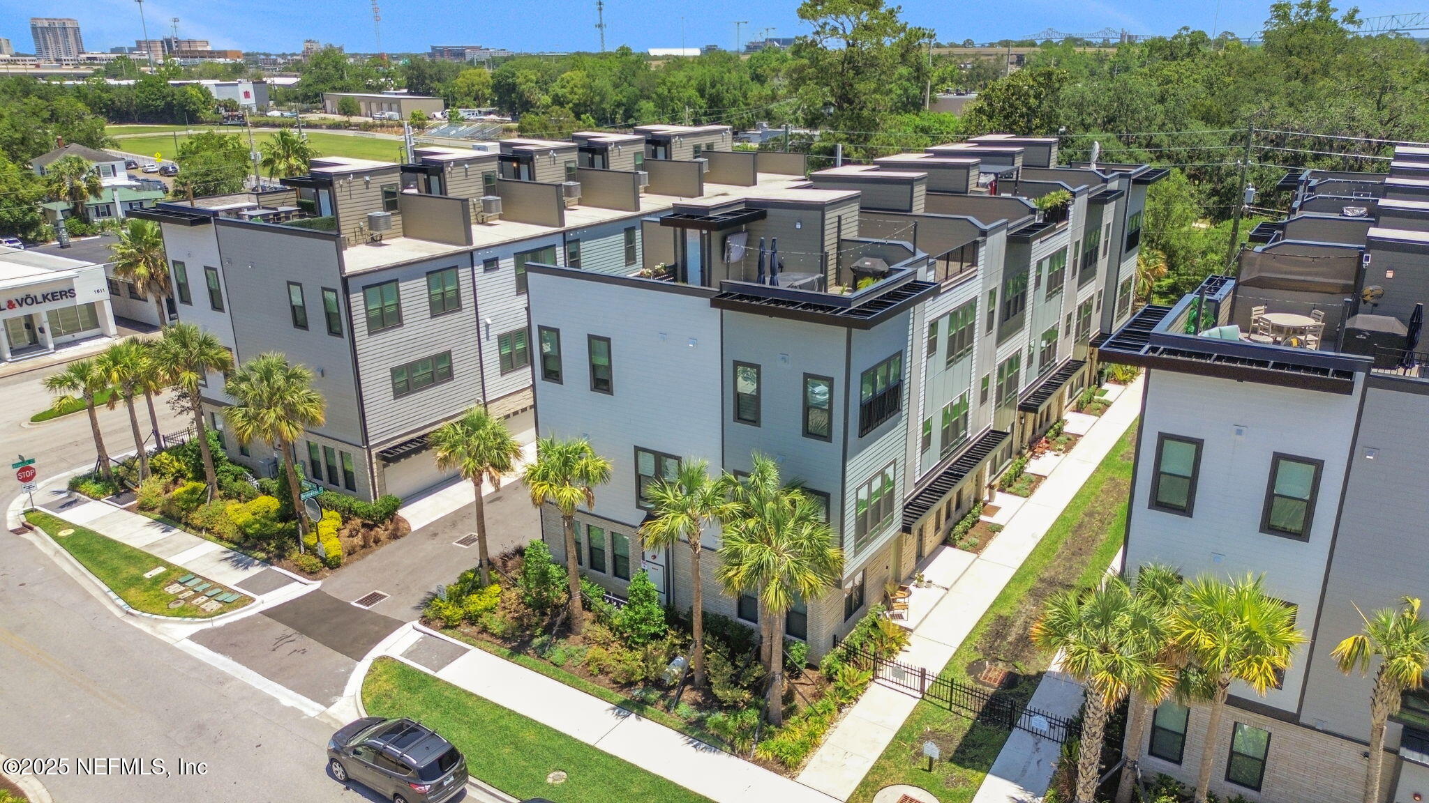 1622 BRIDGETON Drive