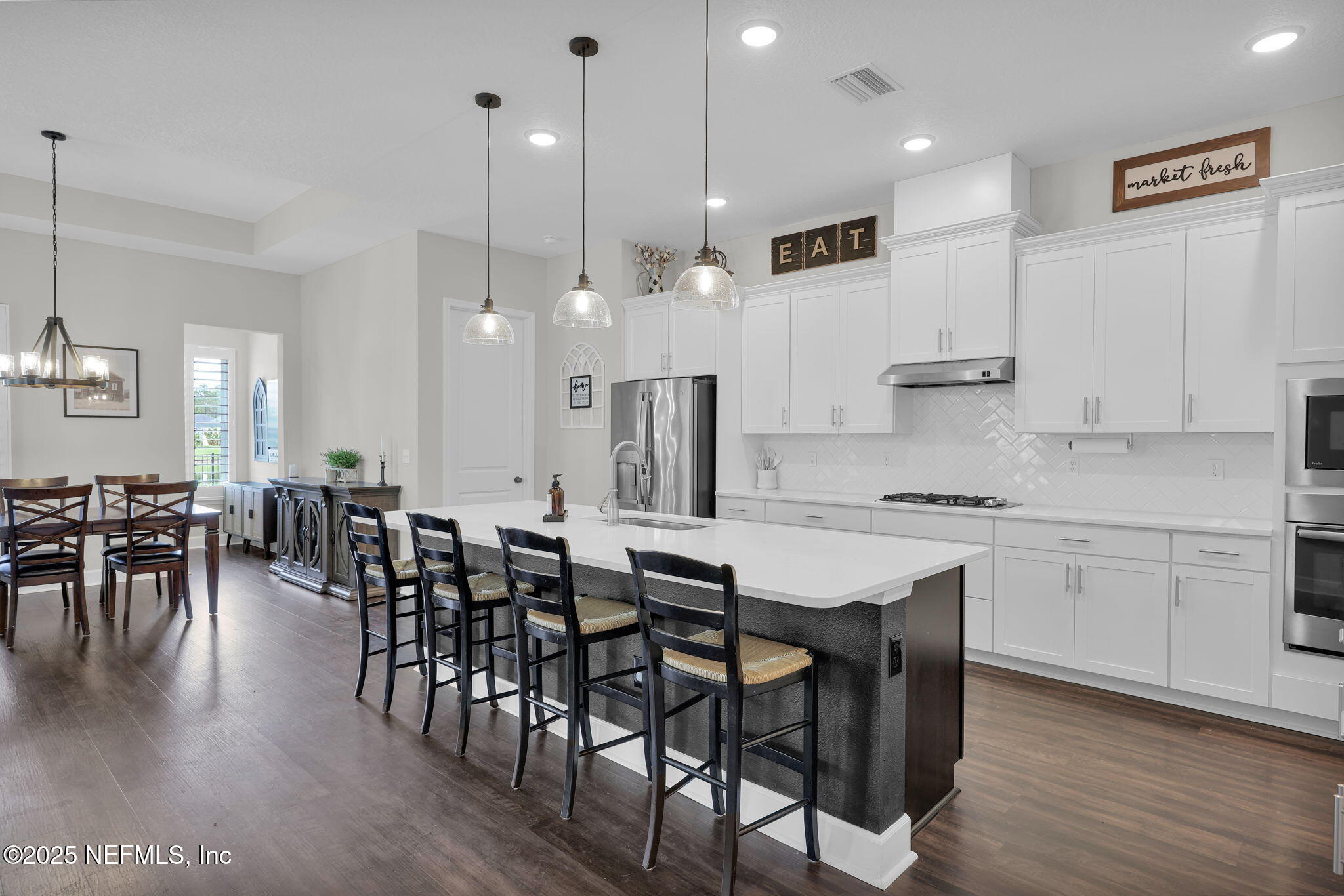 61 SUNBURST Court