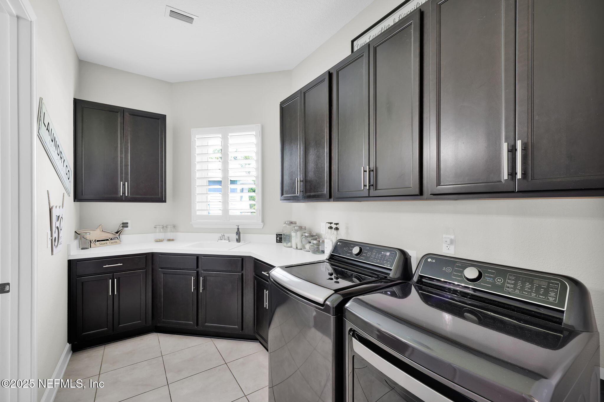 61 SUNBURST Court