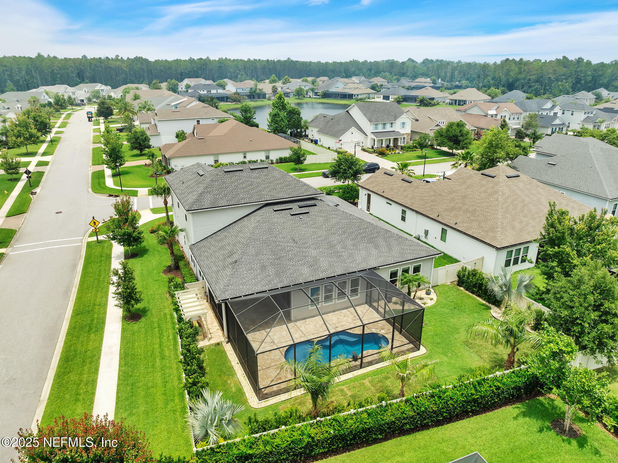 24 FORTRESS Avenue