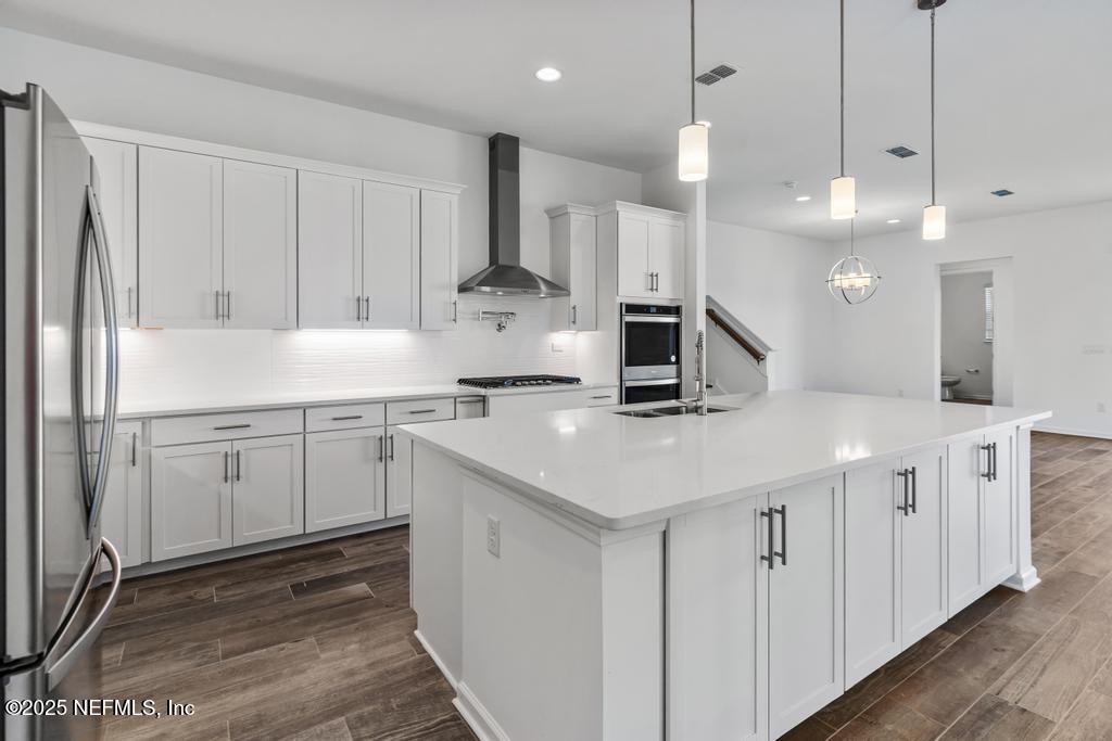 475 MARQUESA Circle, St. Johns