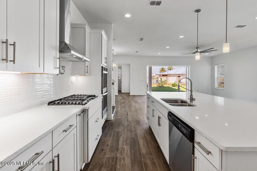 475 MARQUESA Circle, St. Johns