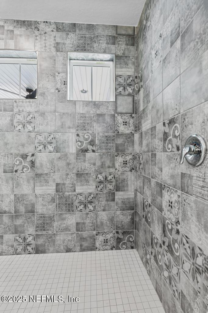 475 MARQUESA Circle, St. Johns