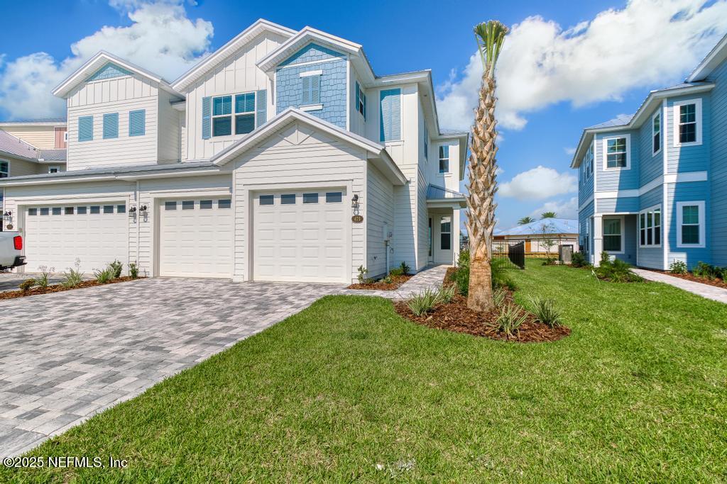 475 MARQUESA Circle, St. Johns