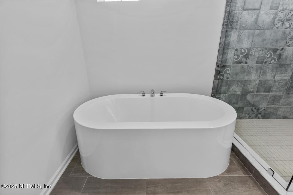 475 MARQUESA Circle, St. Johns