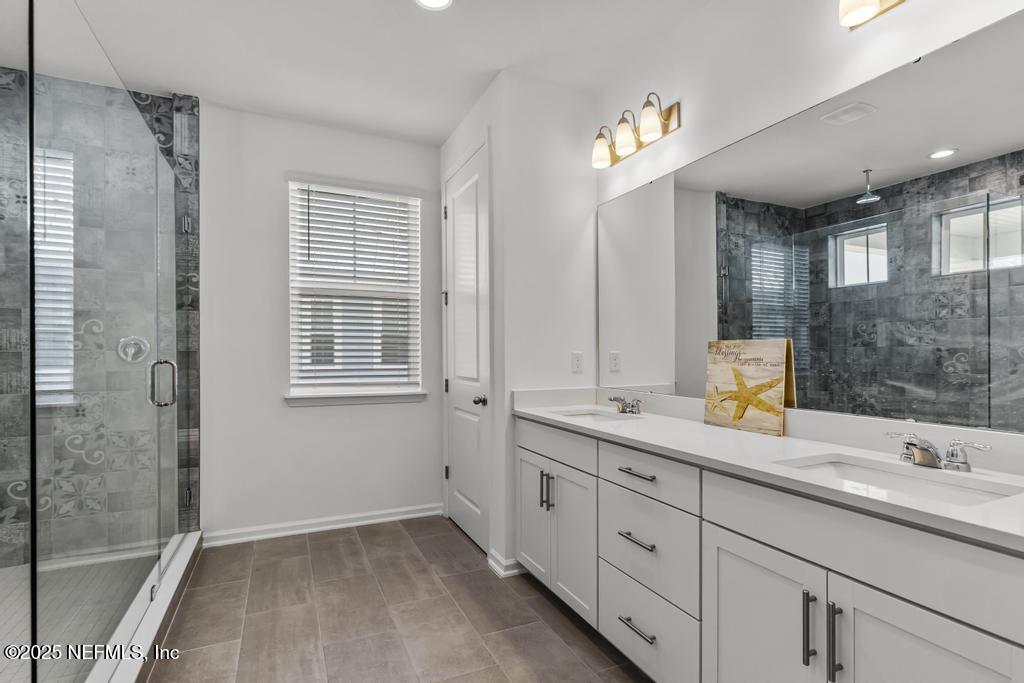 475 MARQUESA Circle, St. Johns