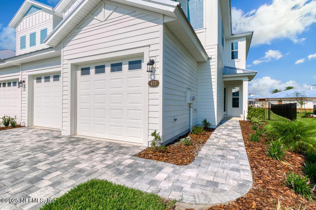 475 MARQUESA Circle, St. Johns