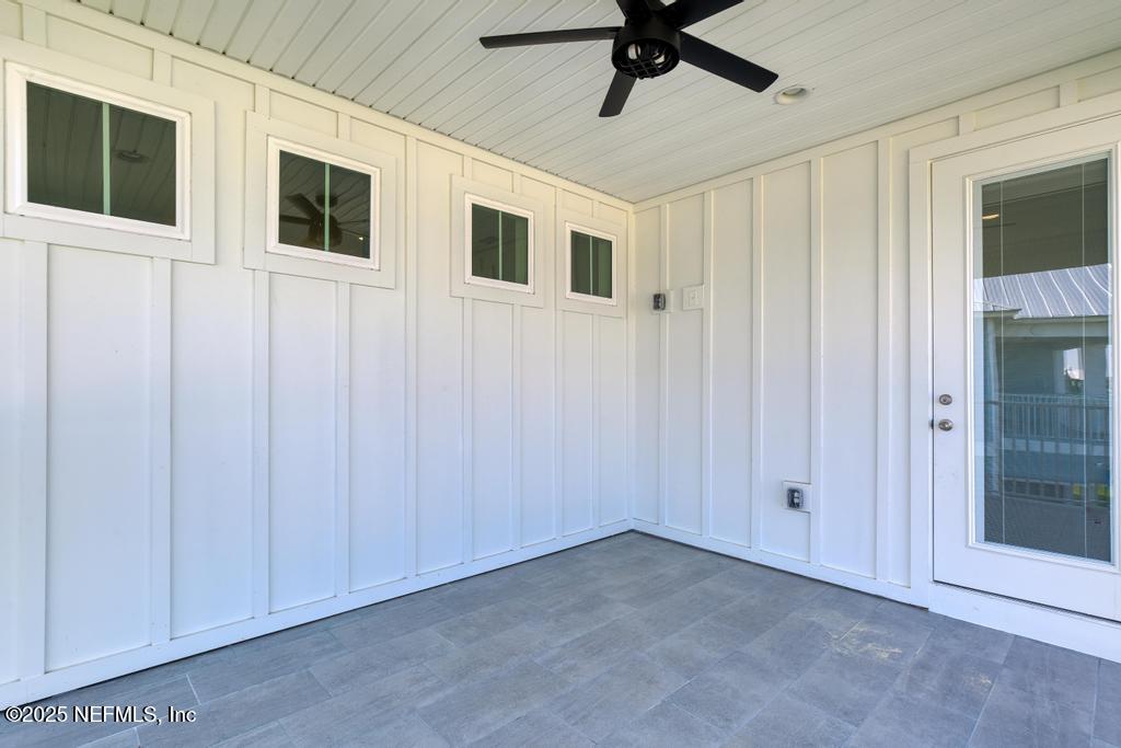 475 MARQUESA Circle, St. Johns