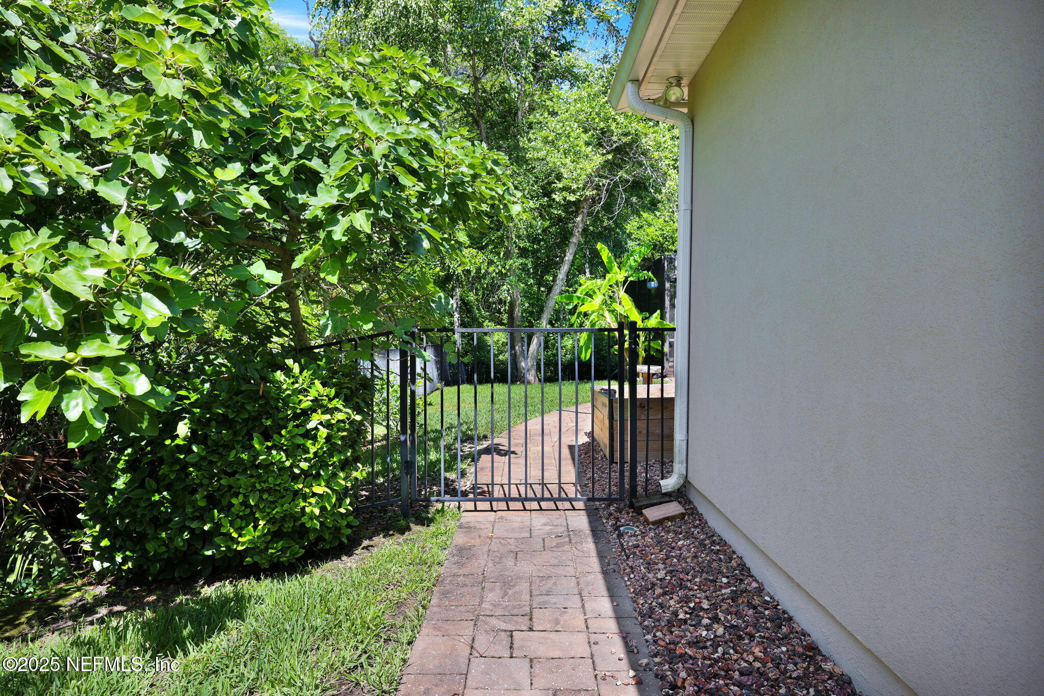182 TARPON BAY Court