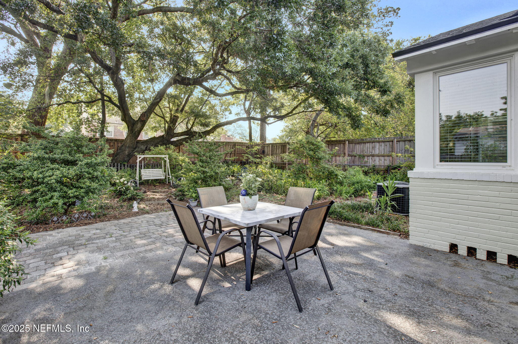 1409 MONTICELLO Road