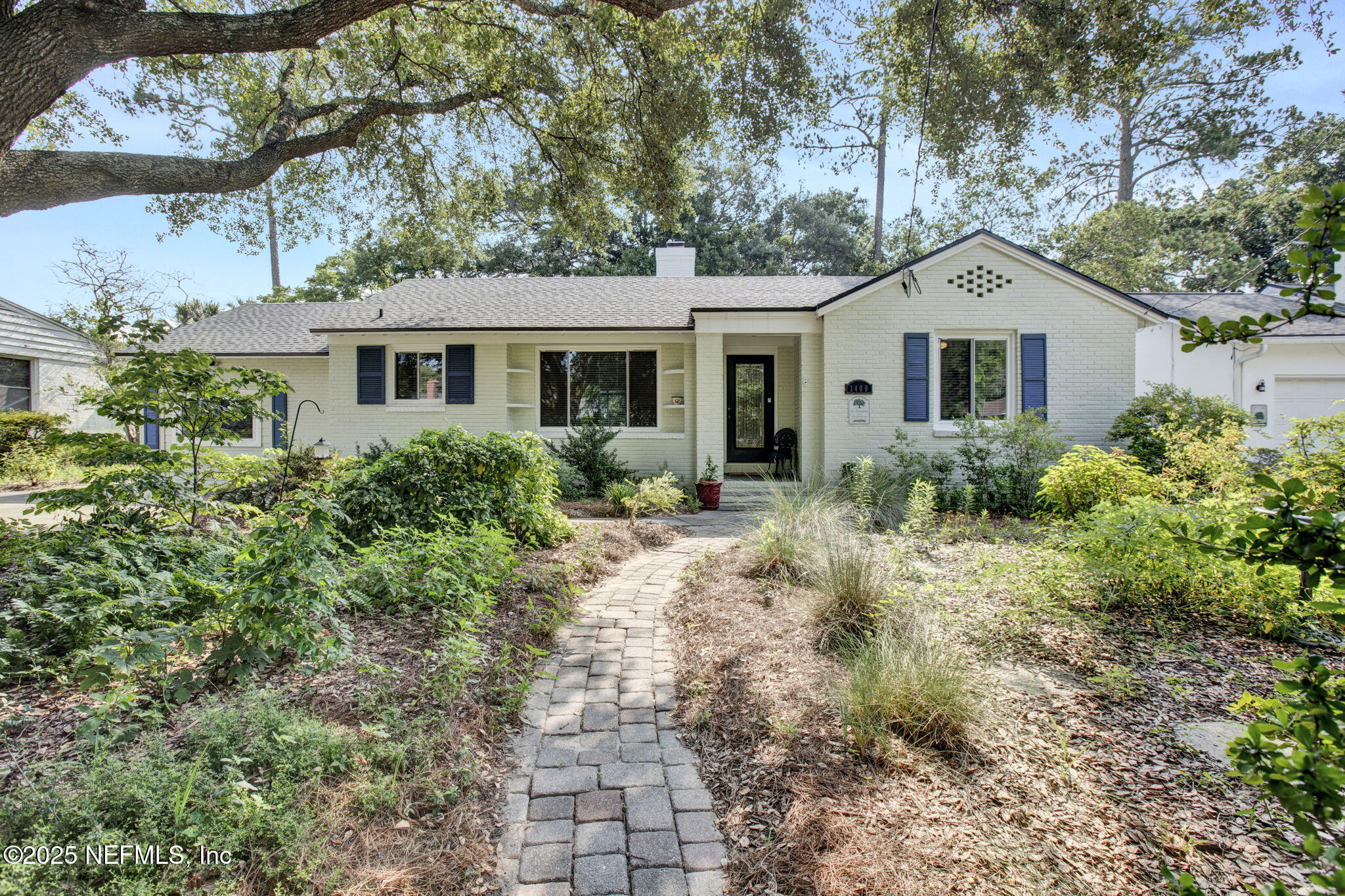 1409 MONTICELLO Road