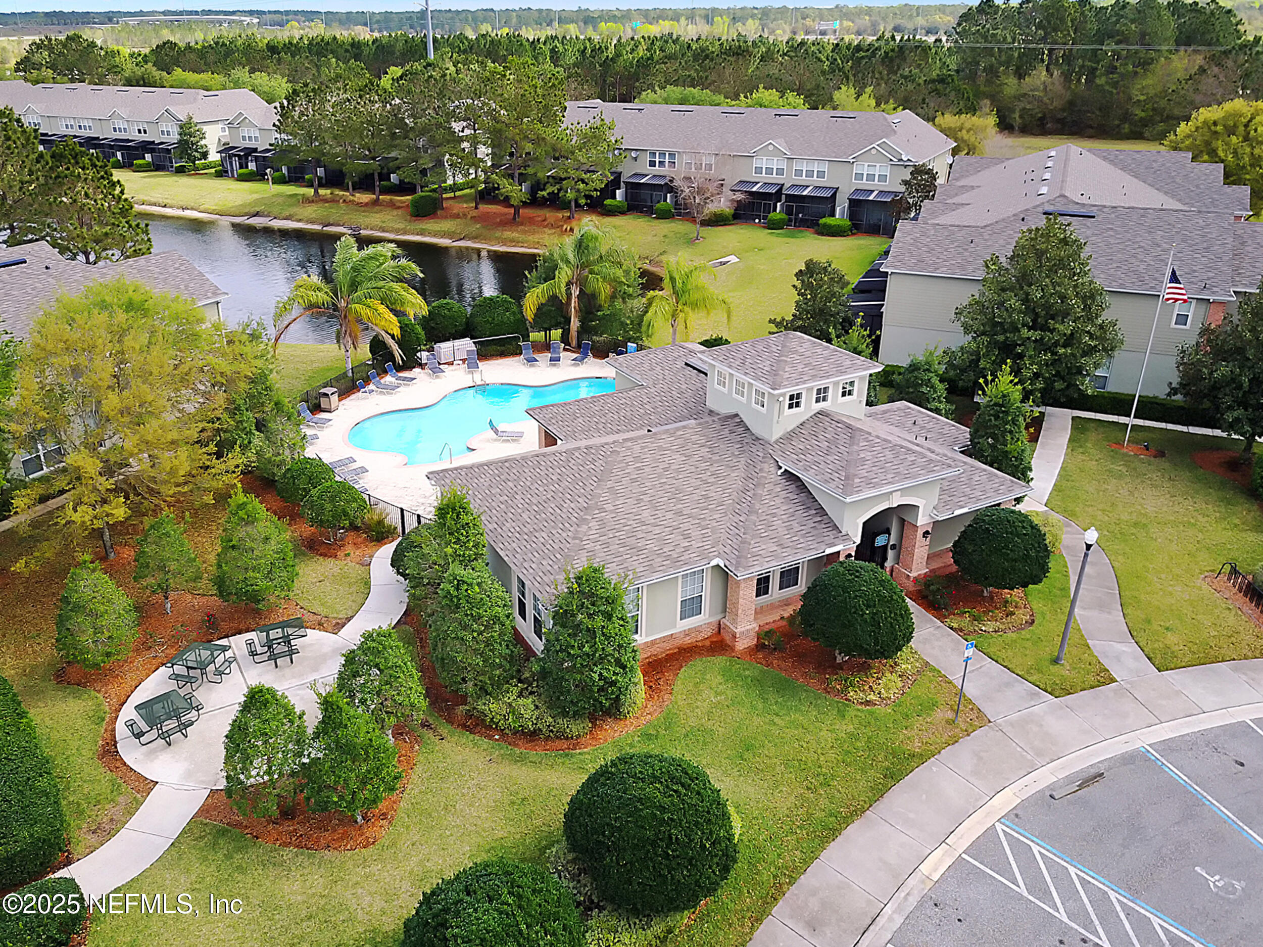 7566 SCARLET IBIS Lane