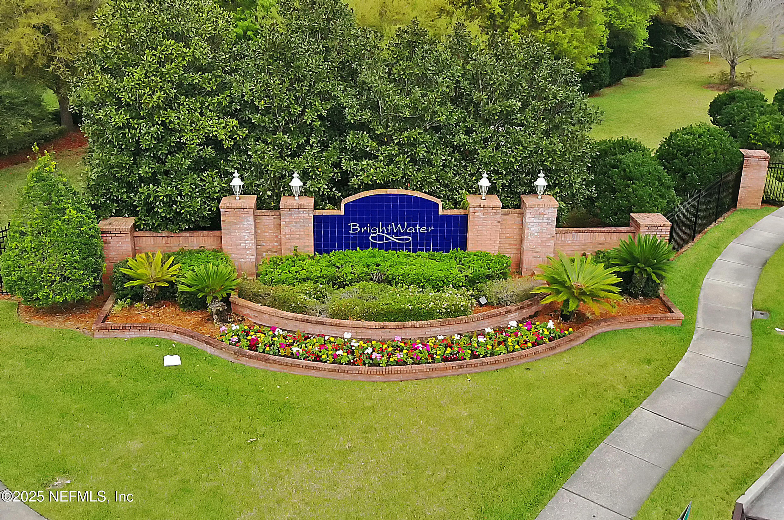 7566 SCARLET IBIS Lane