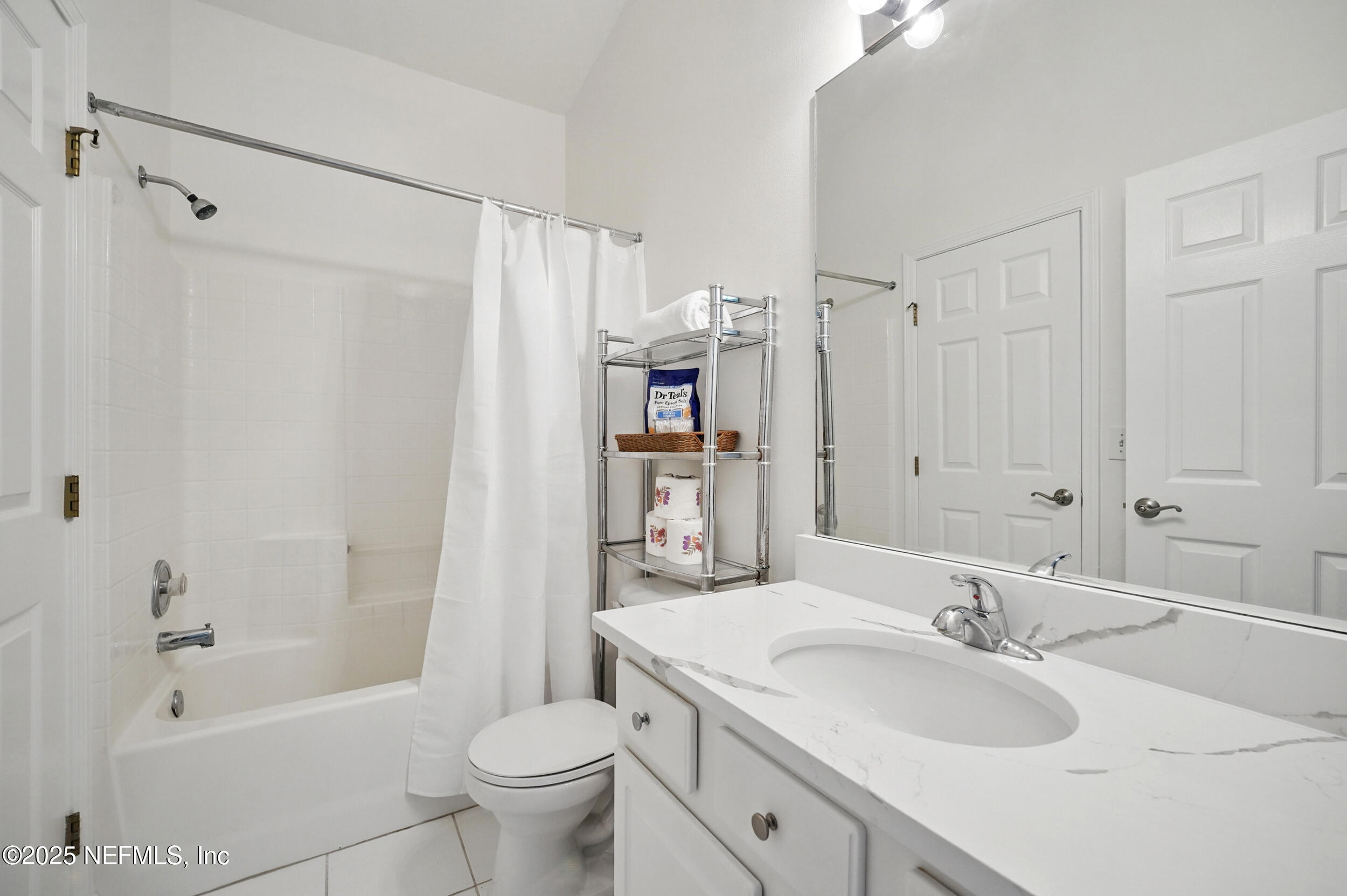 7566 SCARLET IBIS Lane