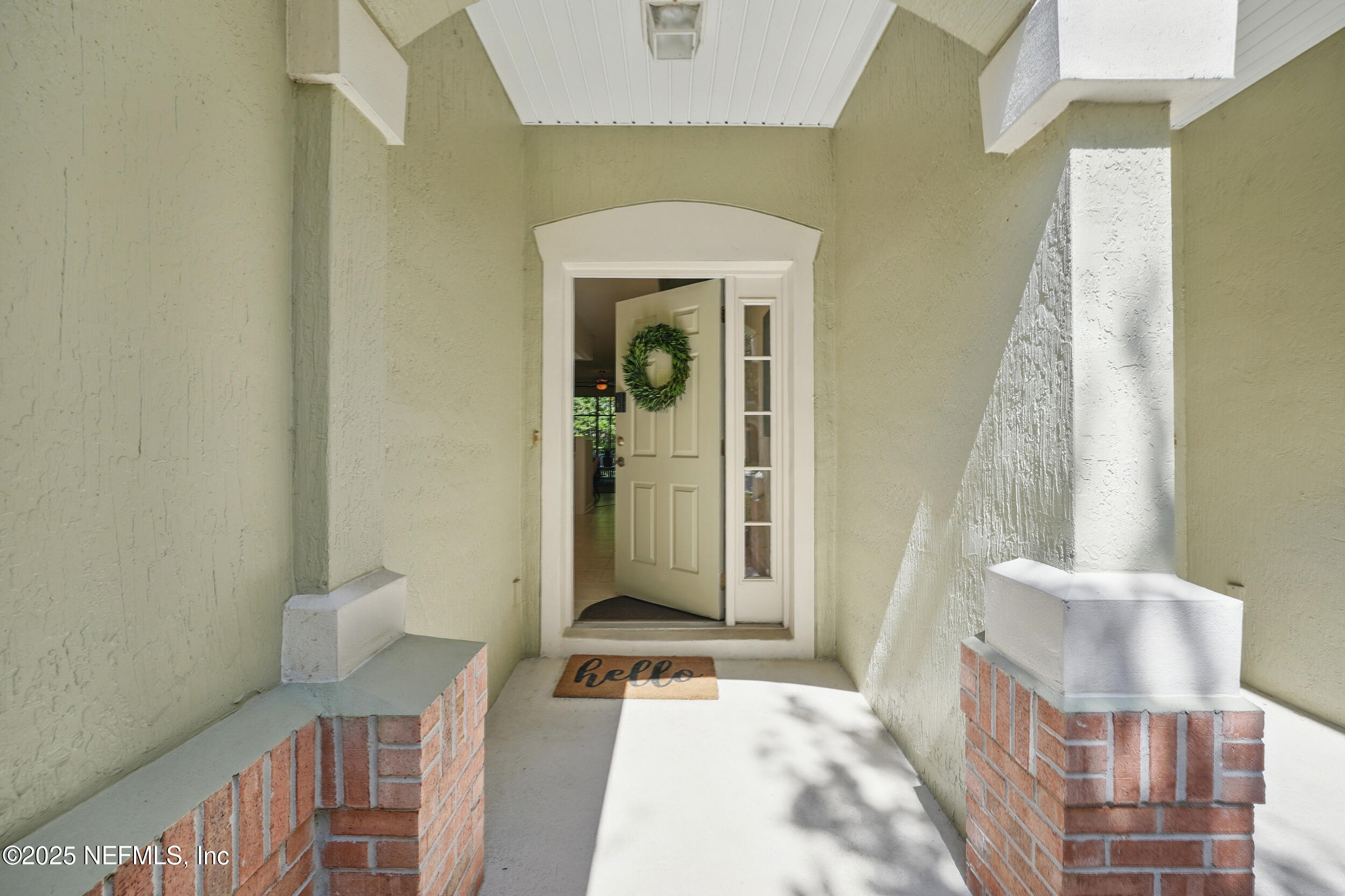 7566 SCARLET IBIS Lane