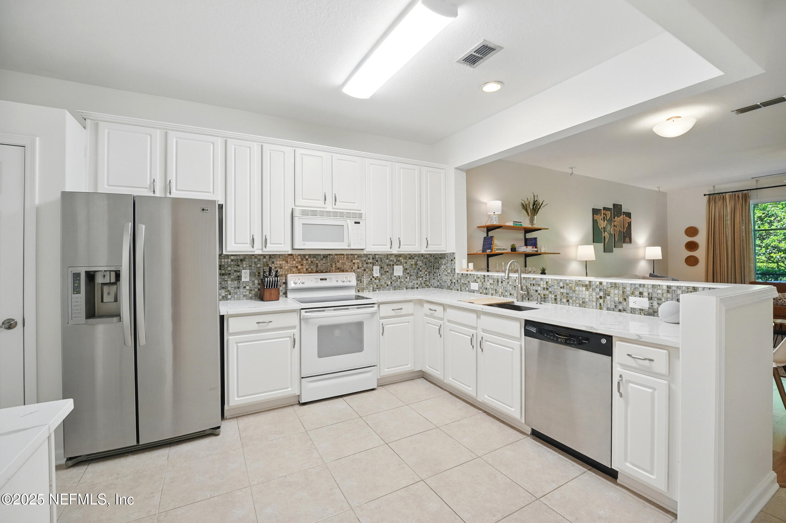 7566 SCARLET IBIS Lane