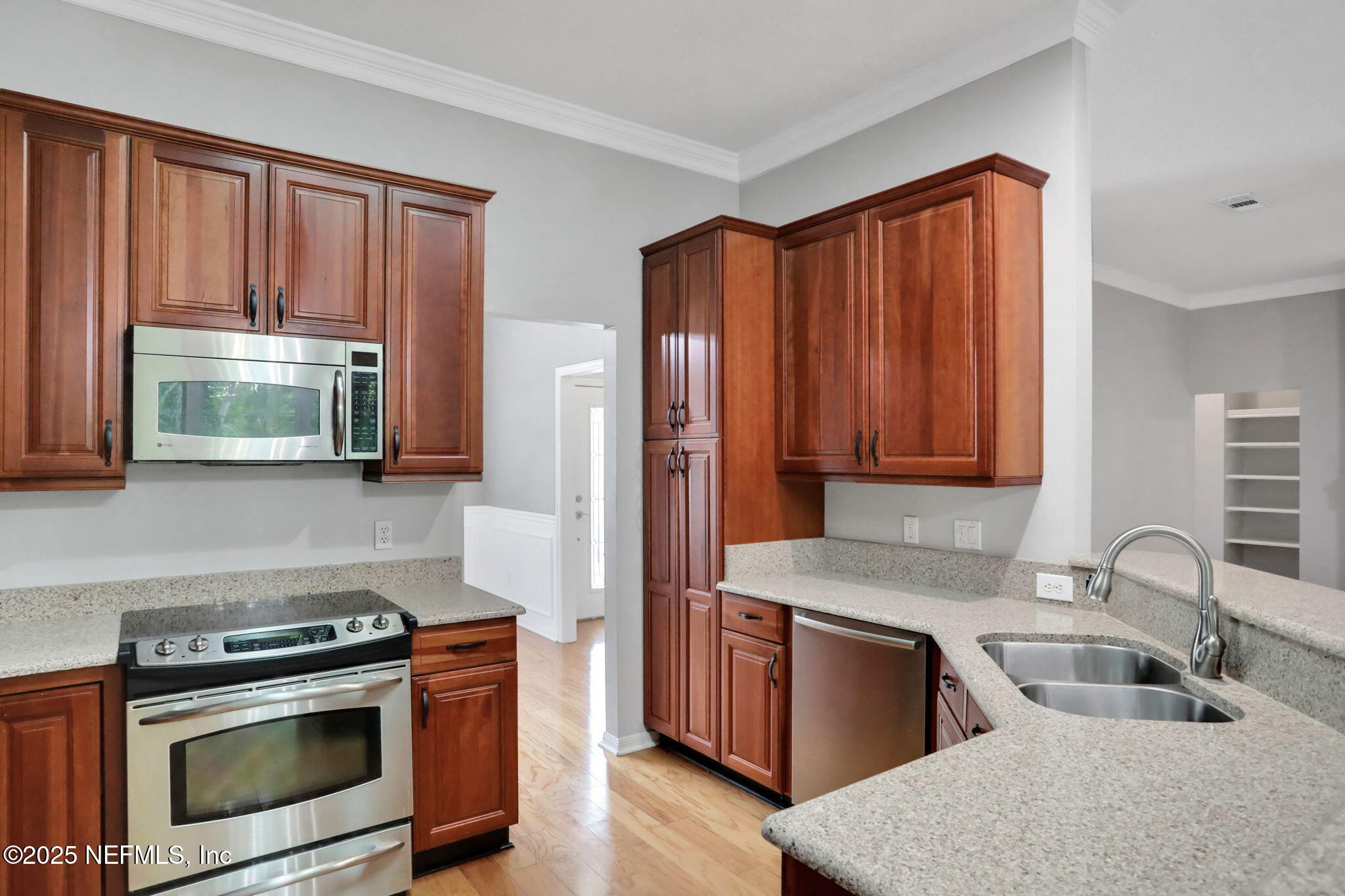 880 BUCKEYE Lane W, St. Johns