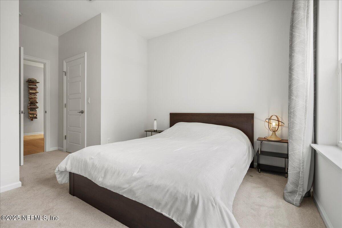 3850 BOONE PARK Avenue