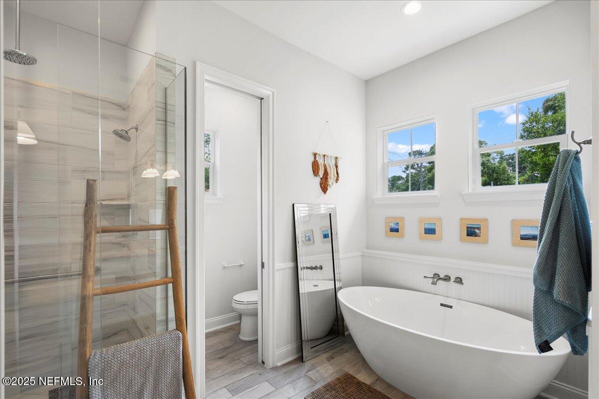 3850 BOONE PARK Avenue