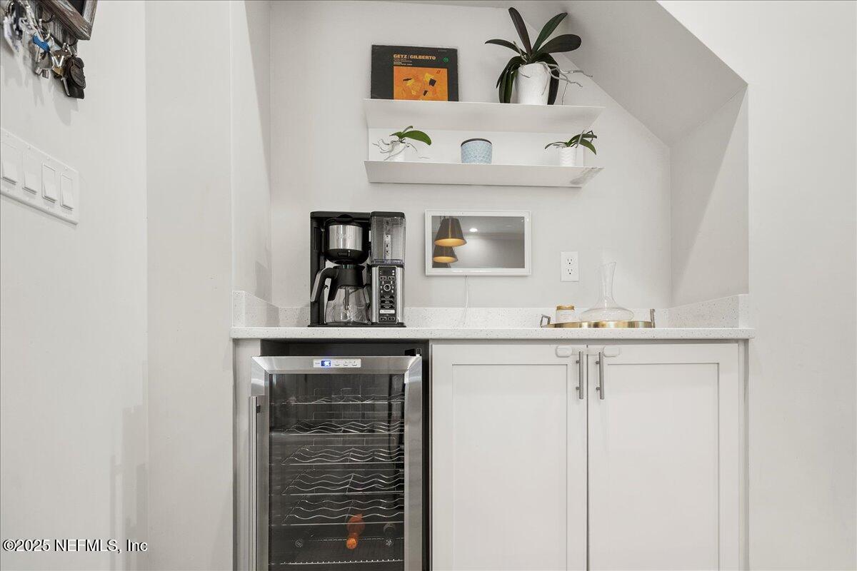 3850 BOONE PARK Avenue