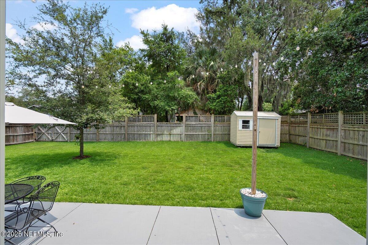 3850 BOONE PARK Avenue