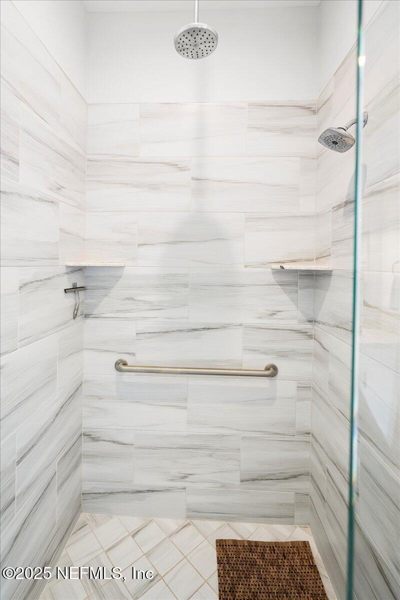 3850 BOONE PARK Avenue