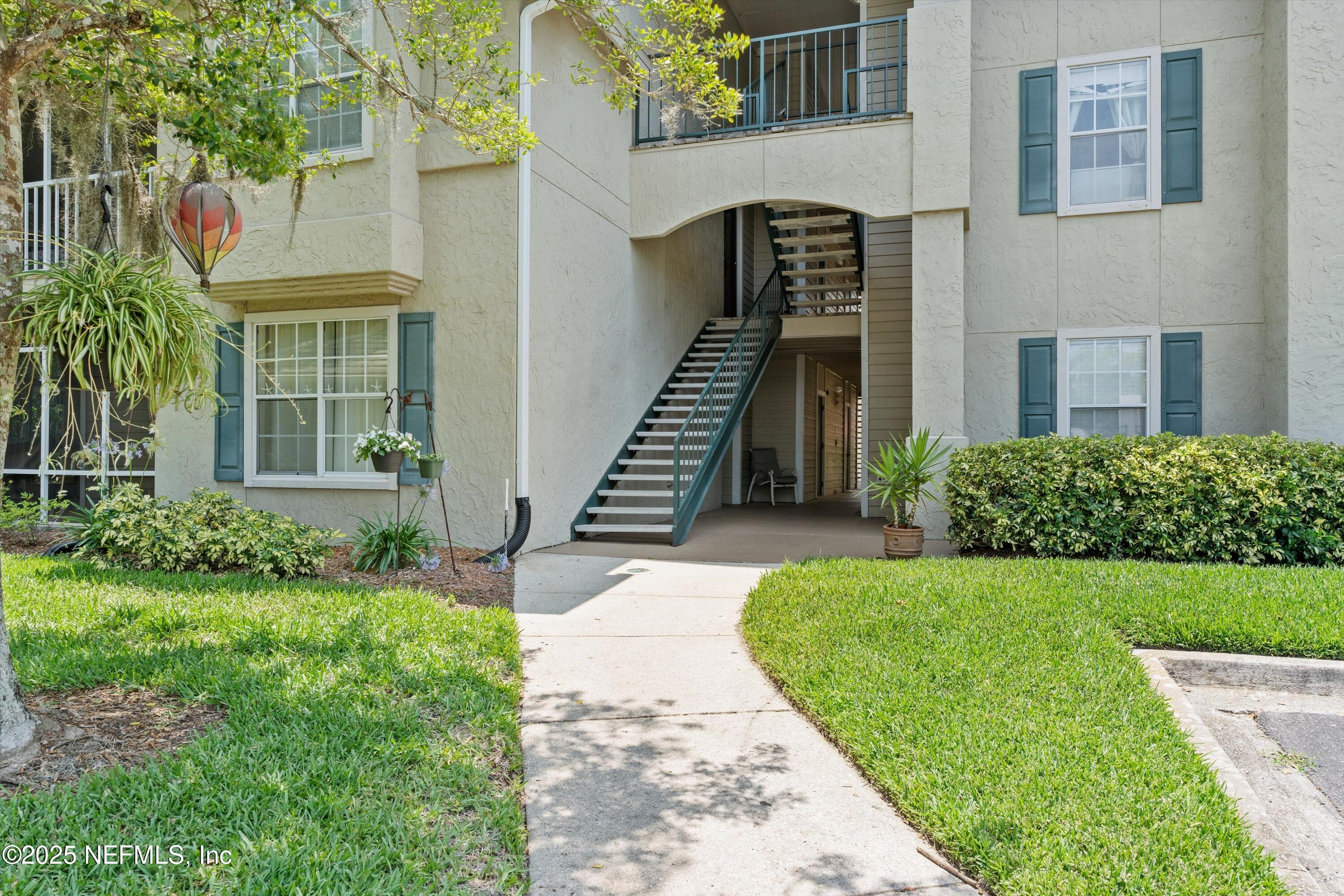 900 IRONWOOD Drive, 934