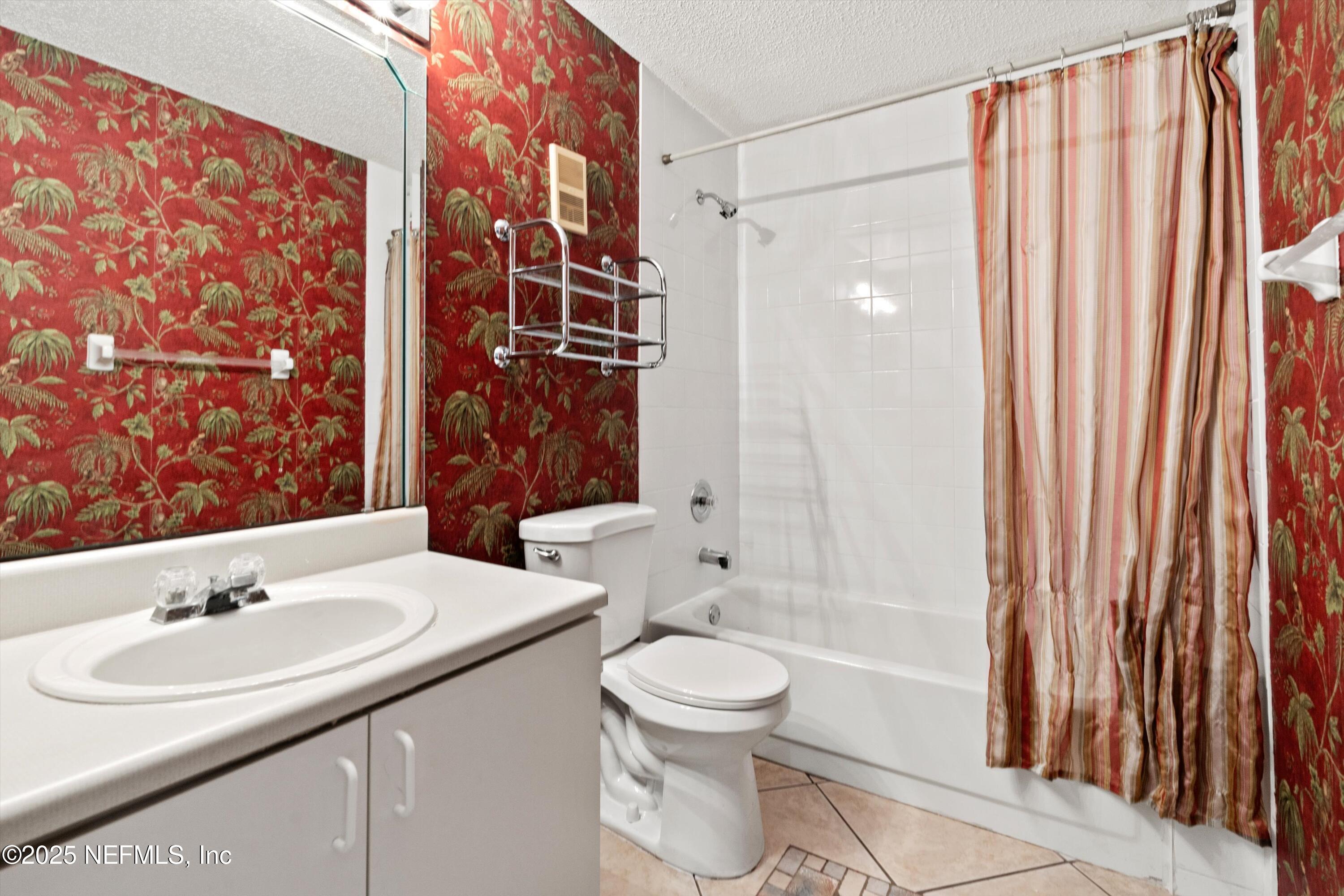 900 IRONWOOD Drive, 934