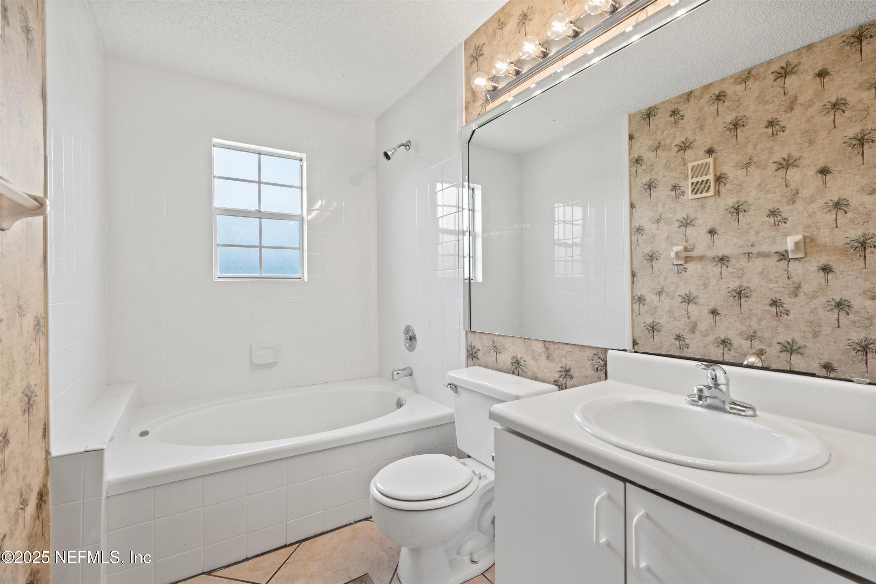 900 IRONWOOD Drive, 934