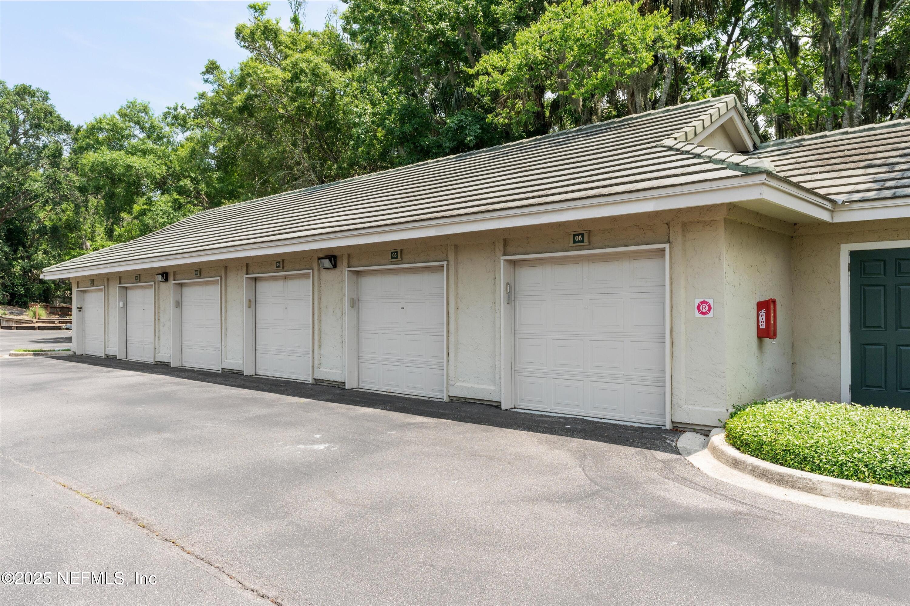 900 IRONWOOD Drive, 934