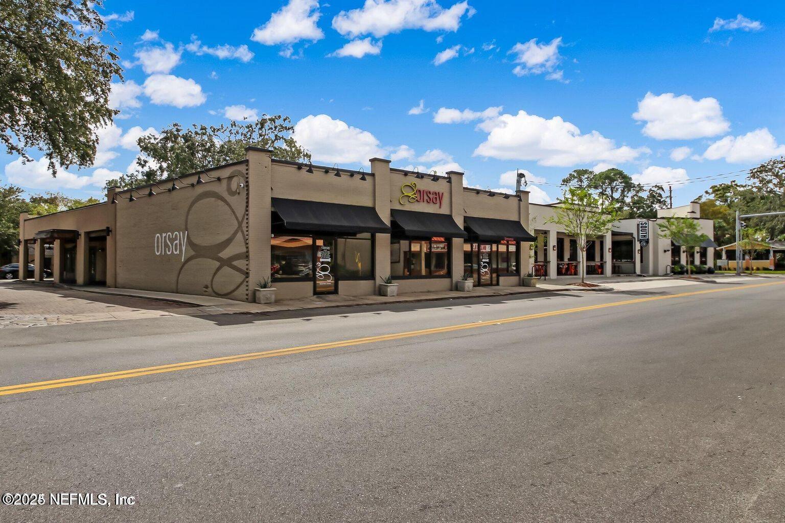 4341 WOODMERE Street