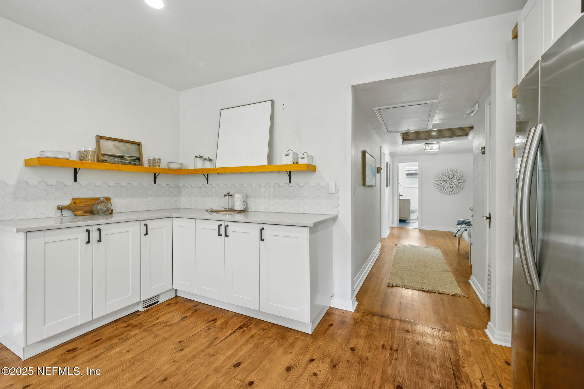 4341 WOODMERE Street