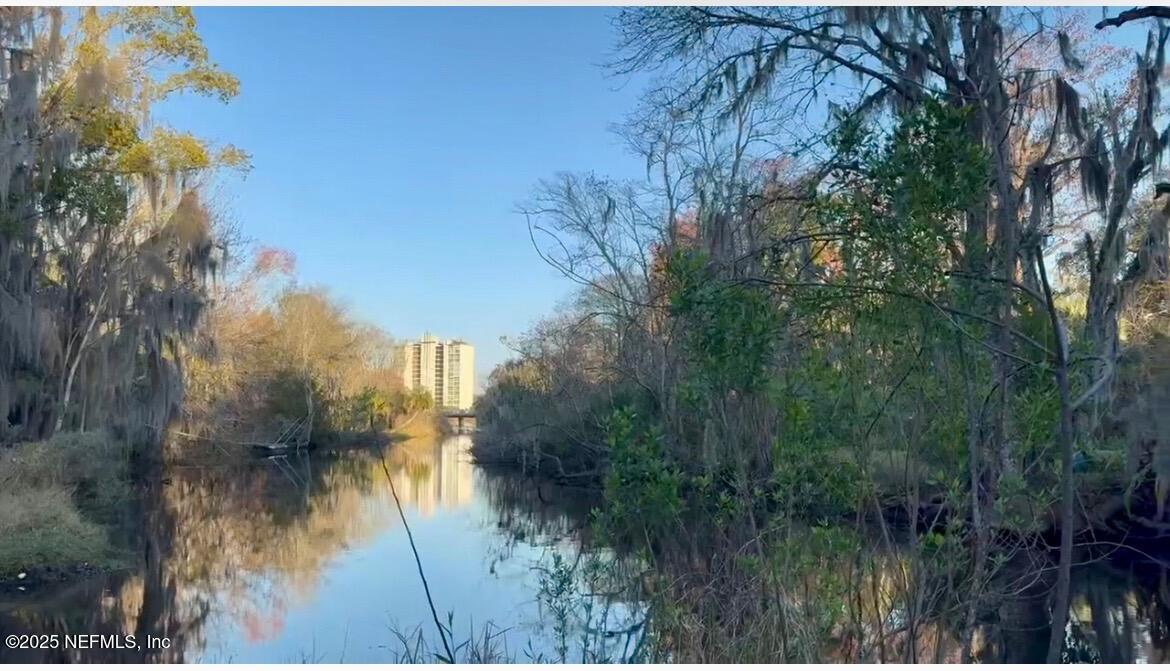 4341 WOODMERE Street